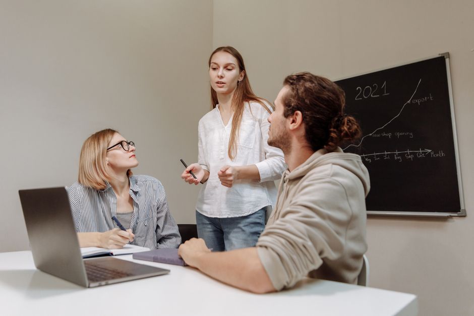 Praxisorientierte Übungen im Kurs: Planung, Umsetzung und Auswertung von Kampagnen